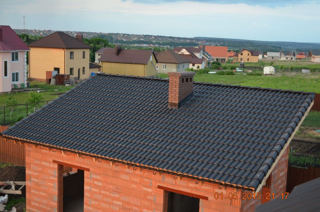 Цементно-песчаная черепица Baltic Tile Стандарт Черный Цементно-песчаная черепица Baltic Tile Стандарт Черный