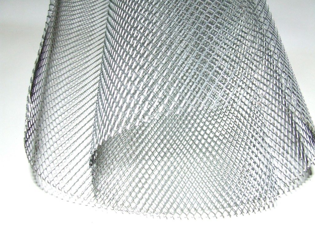 Сетка от насекомых (москитная) алюминий, рулон 20 м х 0,2 м.